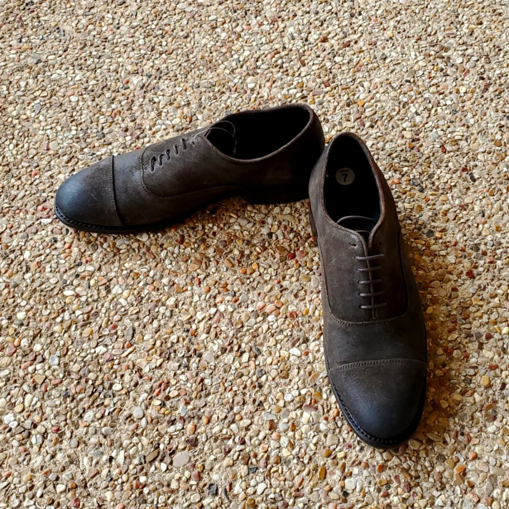 Thursday Boot Company Executive Shoes In Distressed Dark Brown